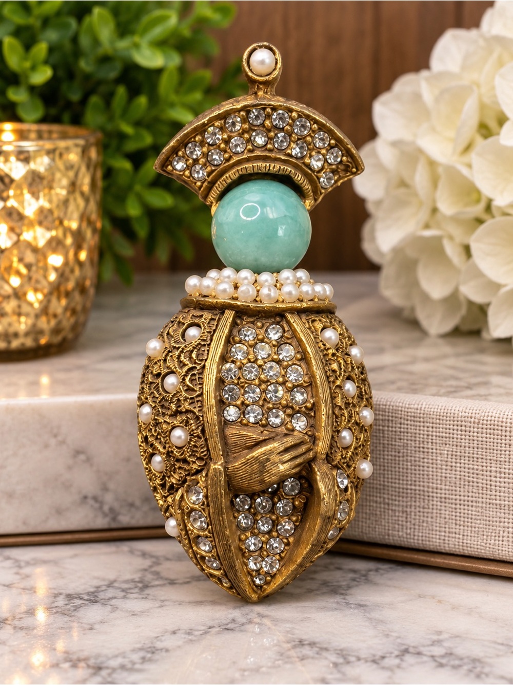 Vintage OLEG CASSINI ROYAL EMPEROR JADE RHINESTONE ANTIQUE GOLD TONE BROOCH PIN